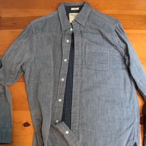 Lined cotton shirt, great fit.